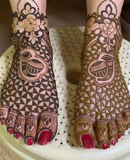 geometric mehndi patterns